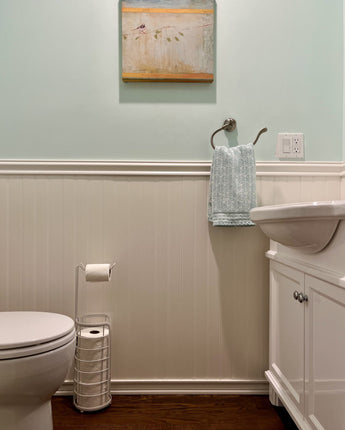 Wainscot-in-powder-room.jpg