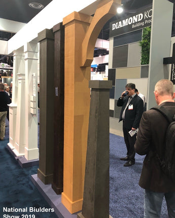 rough sawn columns with matching bracket_2_2.jpg